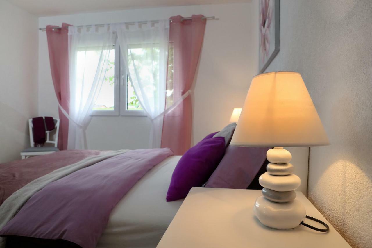 Apartman Sofia Otocac Ngoại thất bức ảnh