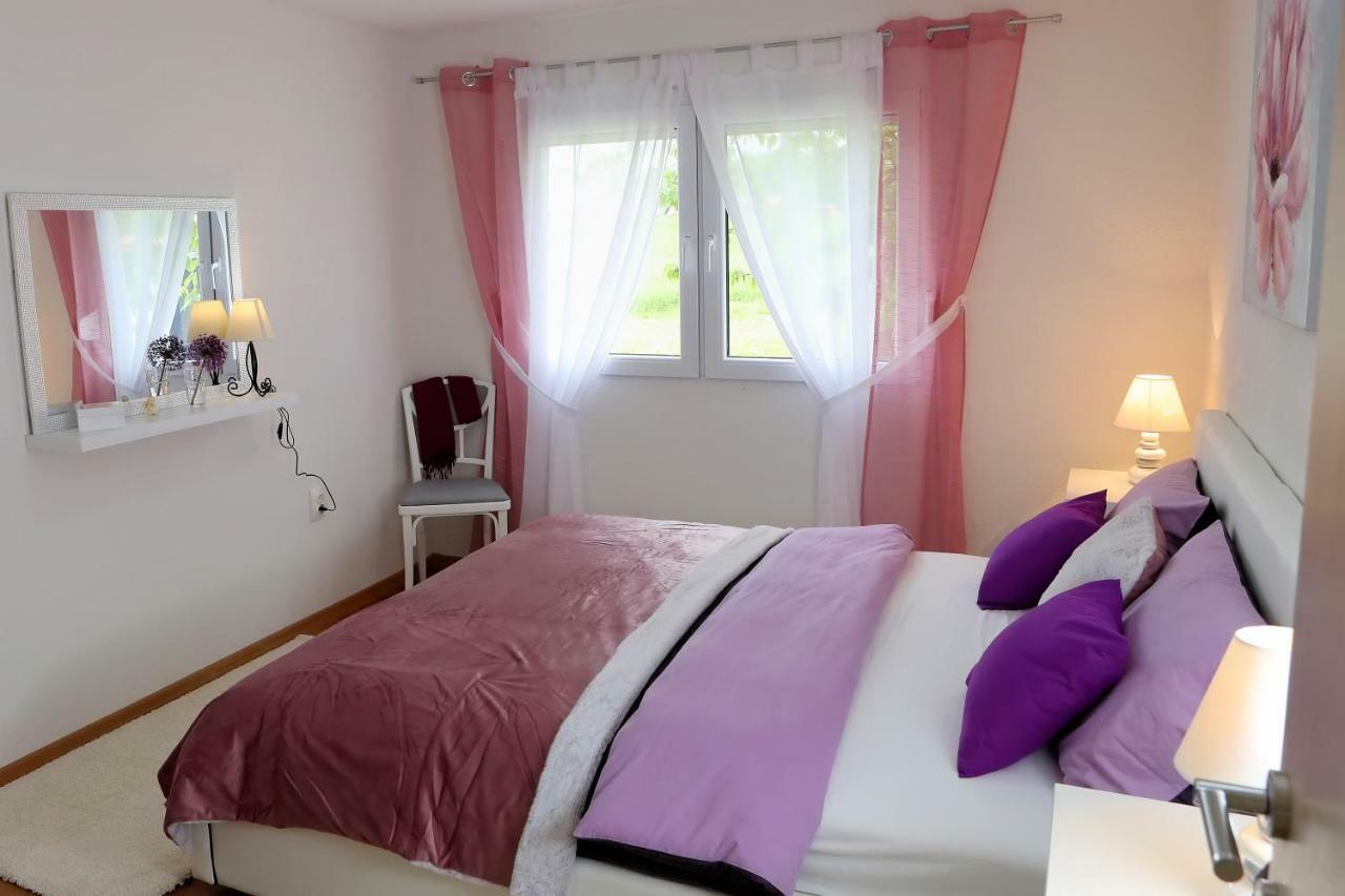 Apartman Sofia Otocac Ngoại thất bức ảnh